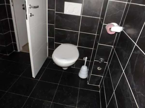 Apartment Holidays 1