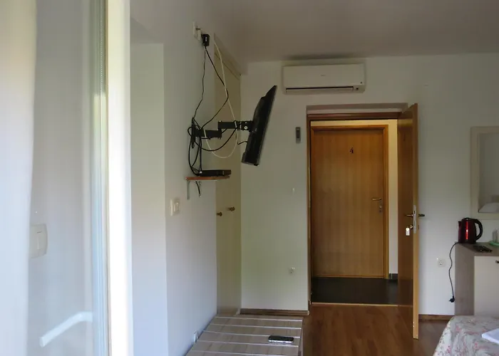 Holidays 1 Apartment